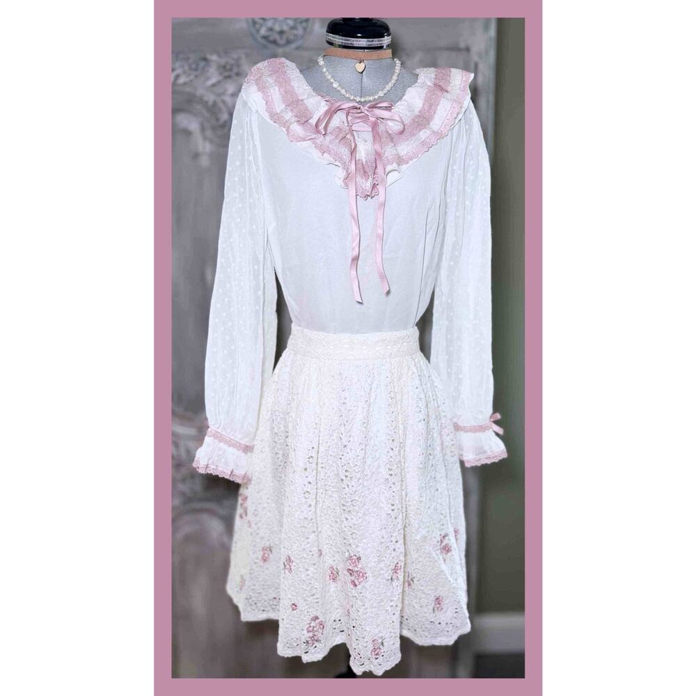 Liz Lisa Dot Dobby Frill Top Floral Lace Skirt Jfashion Gyaru Himekaji Japan - Picture 2 of 16